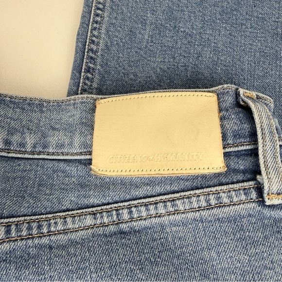 CITIZENS OF HUMANITY ISOLA SCULPT FLARE JEANS - Picture 9 of 9